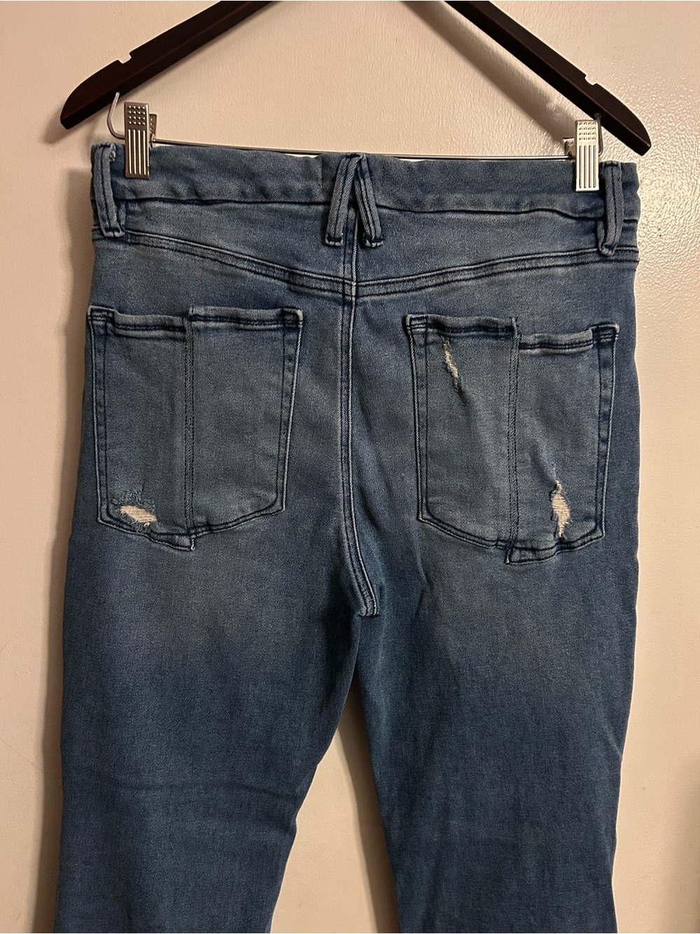 Good American Straight-Leg Blue Denim Jeans - Picture 2 of 3